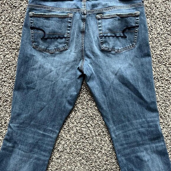 American Eagle Jeans Women 10 Long Blue Denim Kick Boots Bootcut Stretchy - Picture 7 of 8